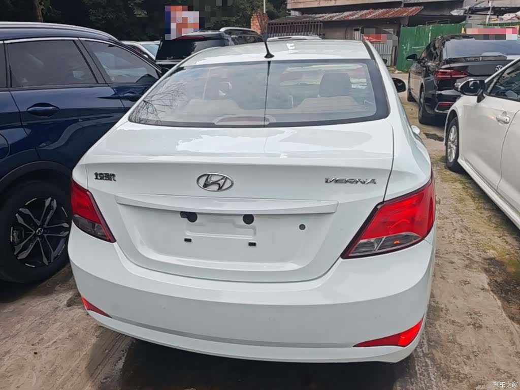 Hyundai GLS, 2015 6