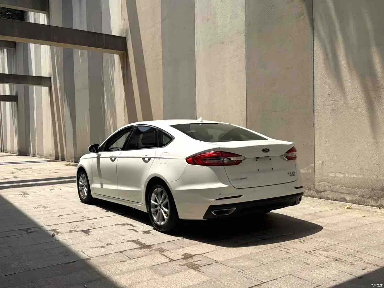Ford Mondeo, 2020 9