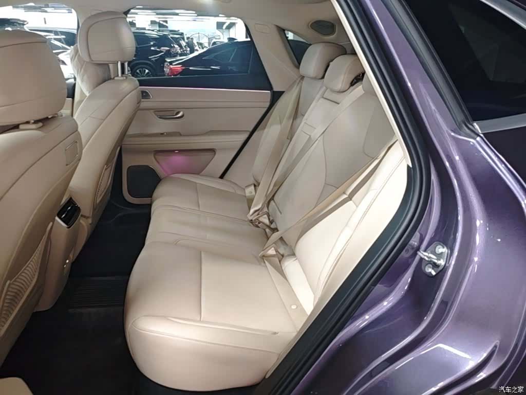 AITO M5, 2025 17