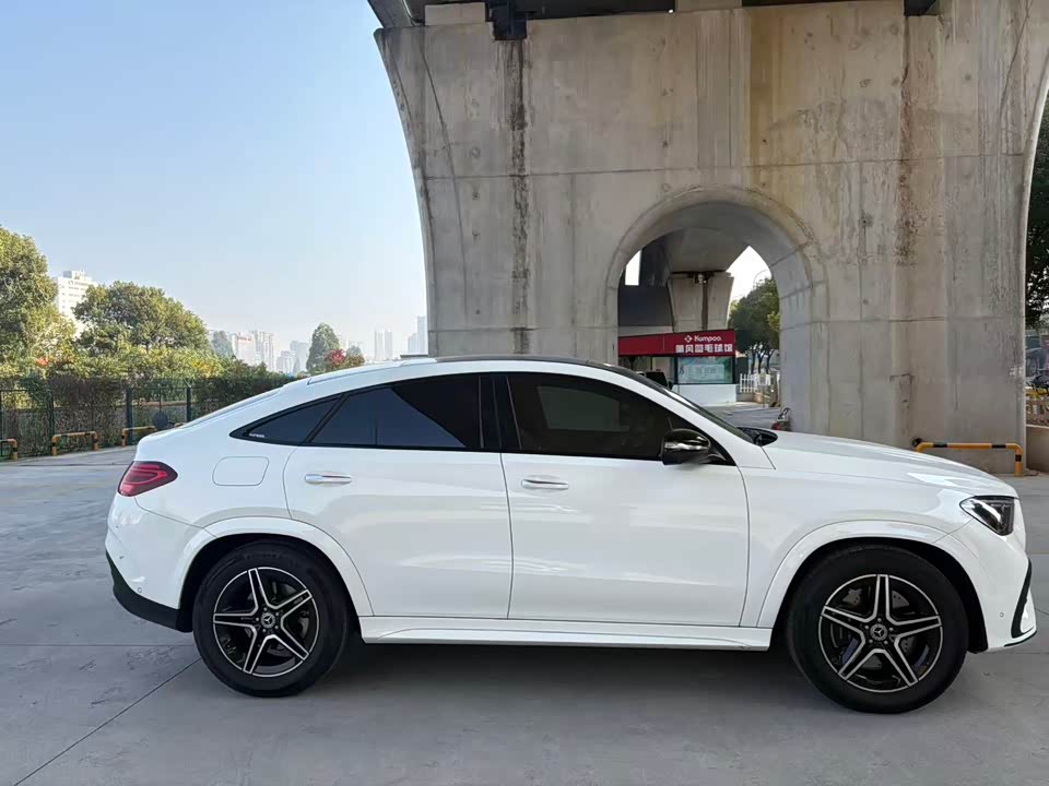 Mercedes-Benz GLE coupe