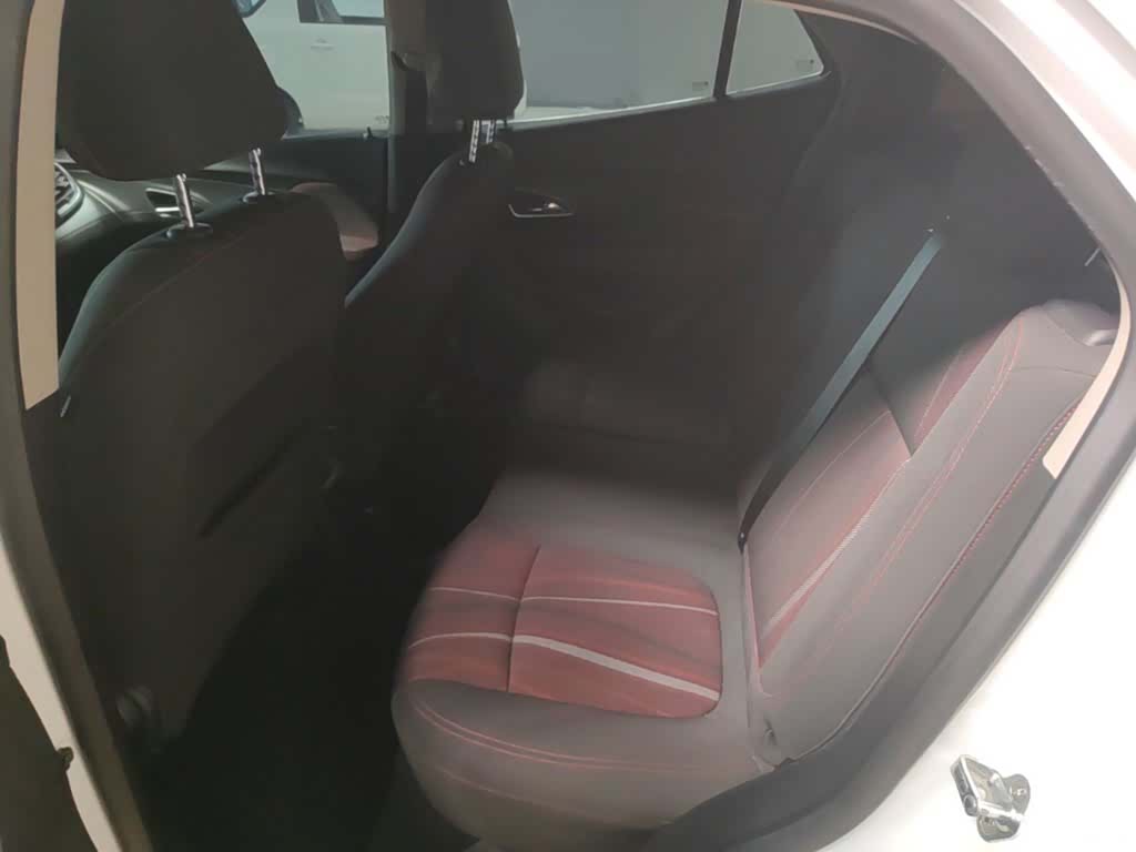 Buick Encore, 2015 17