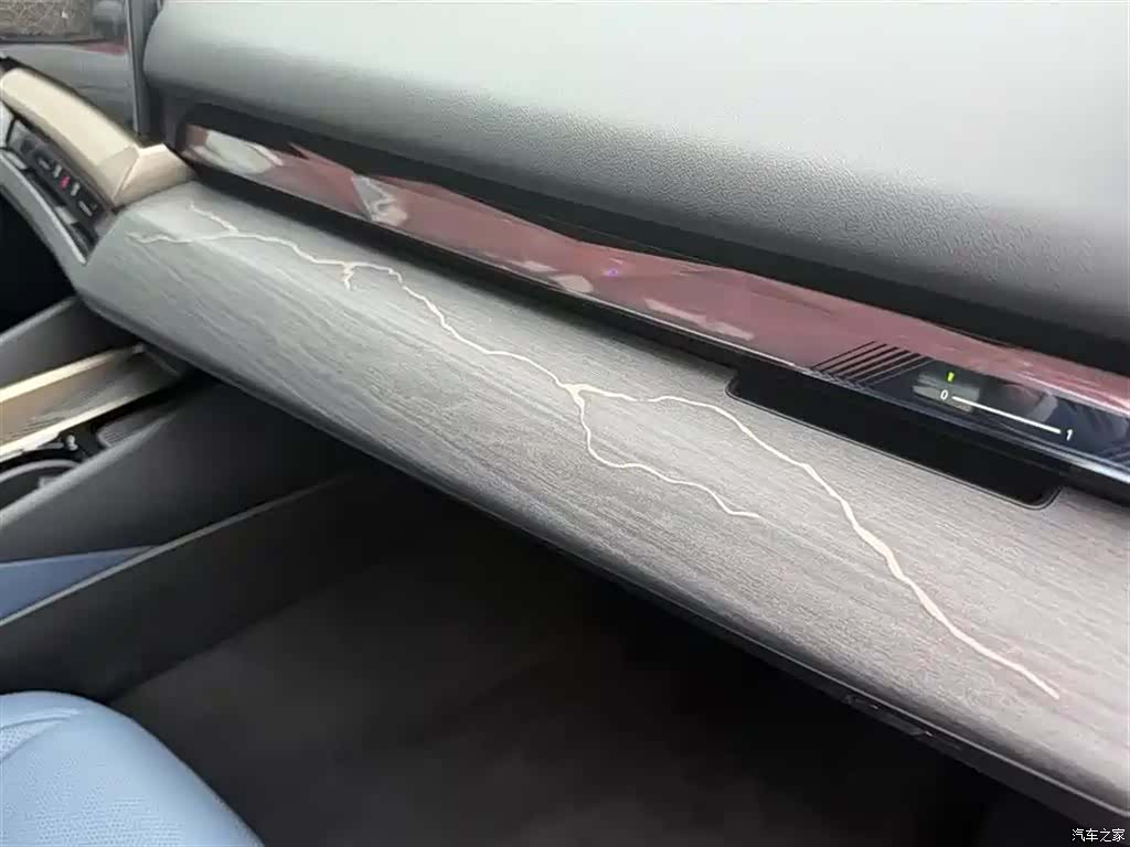 BMW 5 Series, 2025 8