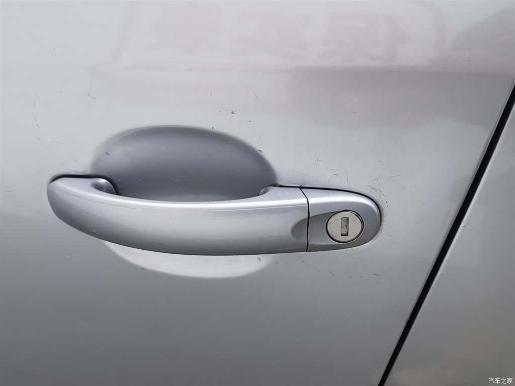Volkswagen Sagitar, 2011 18