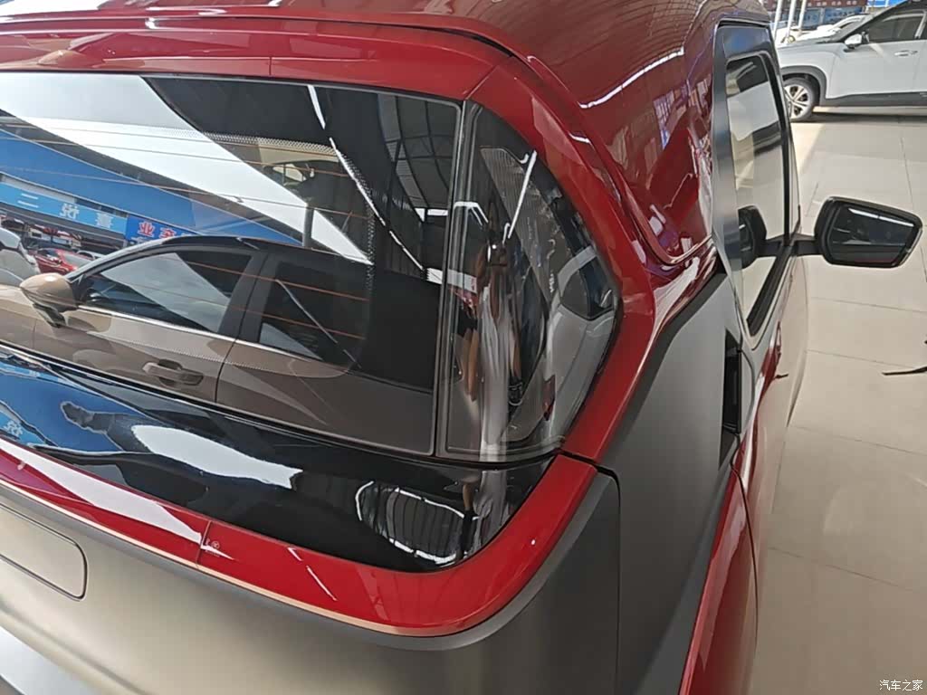 Wuling E200, 2019 8