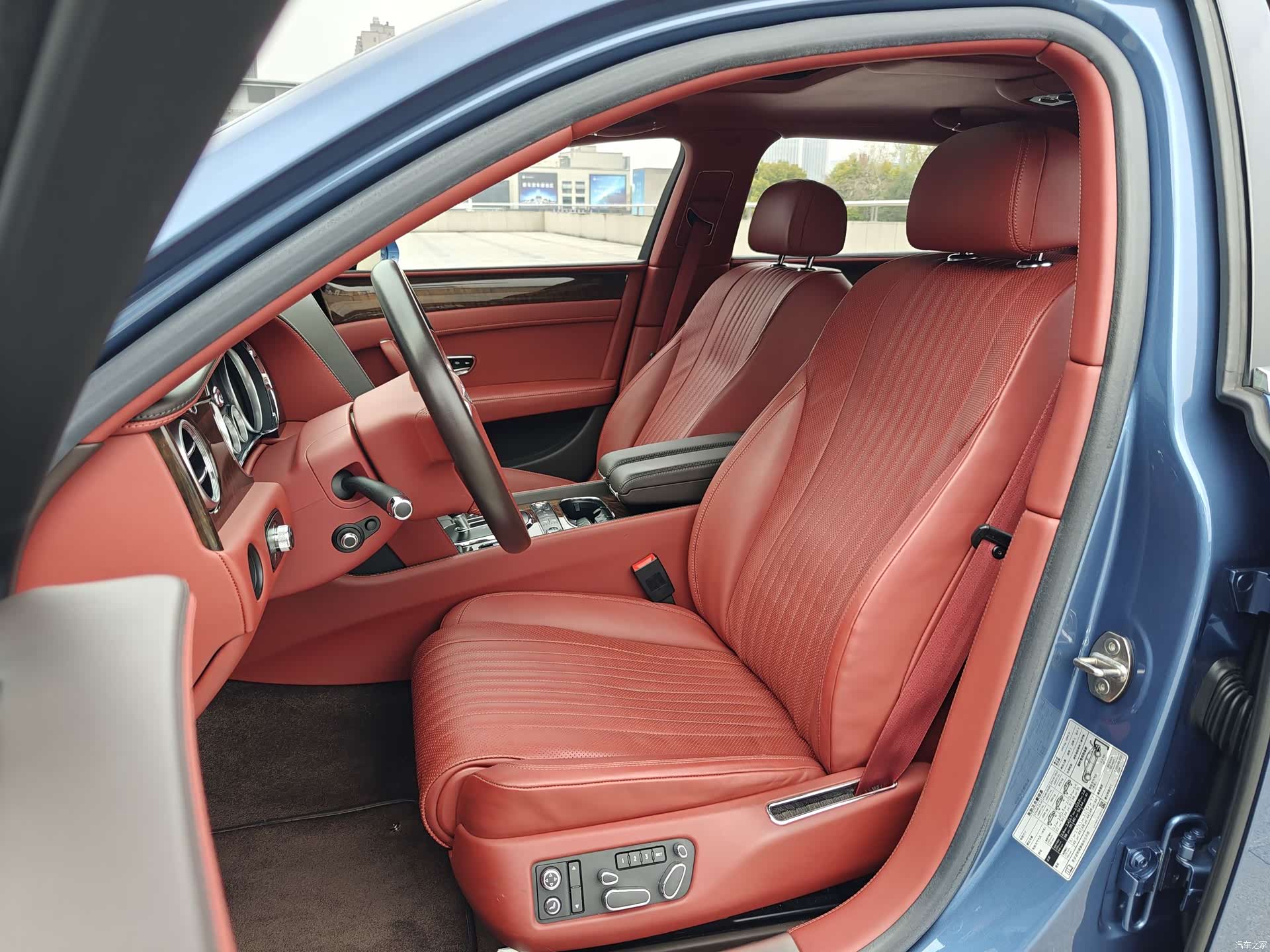Bentley Flying Spur, 2018 18