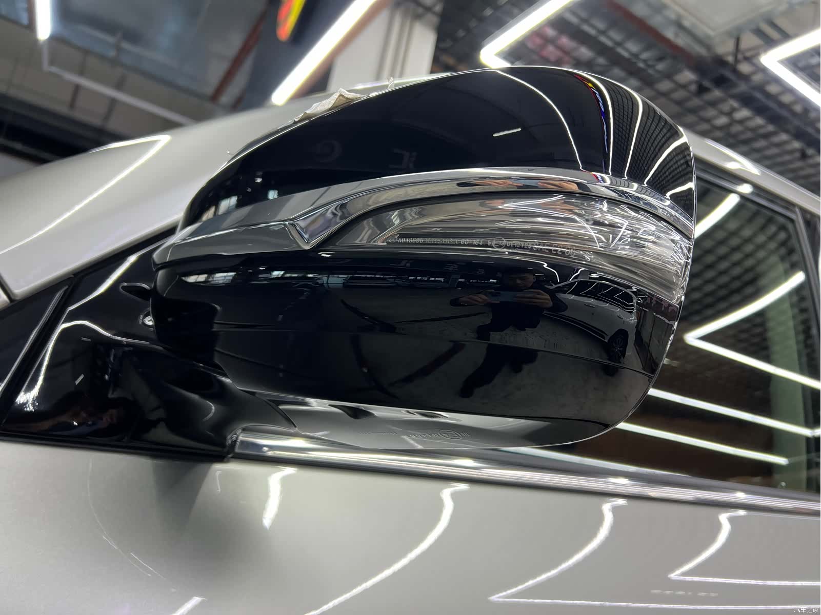 Lexus LX, 2019 13