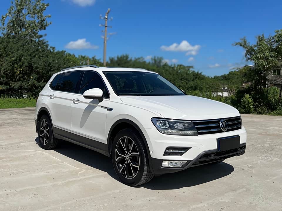 Volkswagen Tiguan L