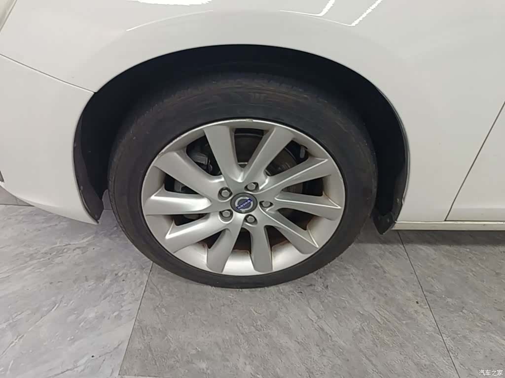 Volvo S60, 2014 23