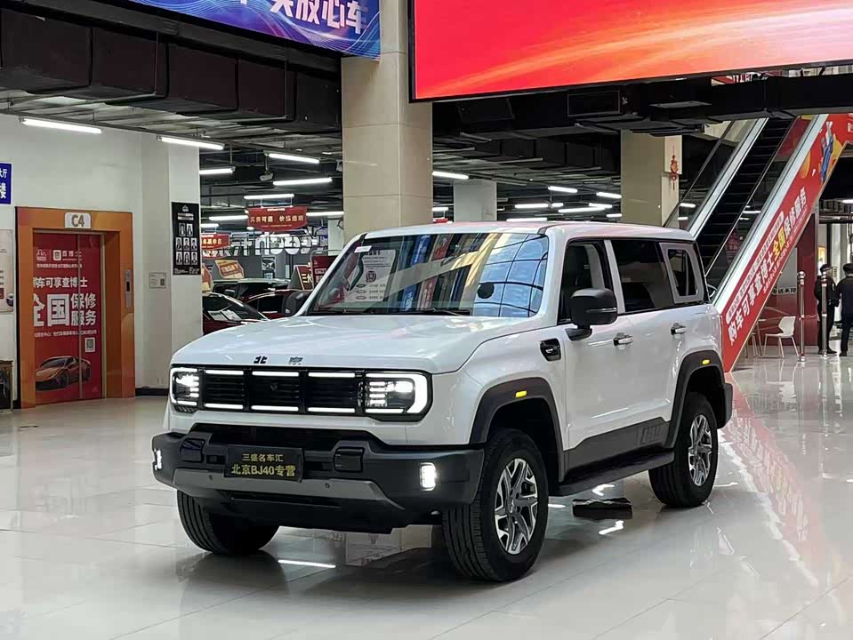 Beijing BJ40