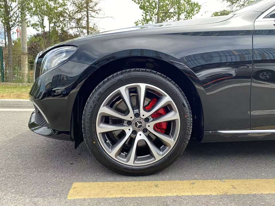 Mercedes-Benz E-class Mercedes-Benz E-class