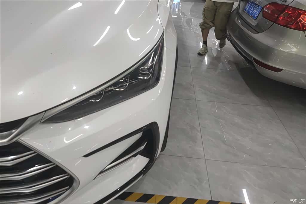 BYD Tang, 2023 все фото