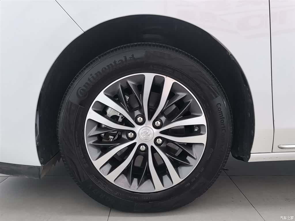 Buick GL8, 2023 17