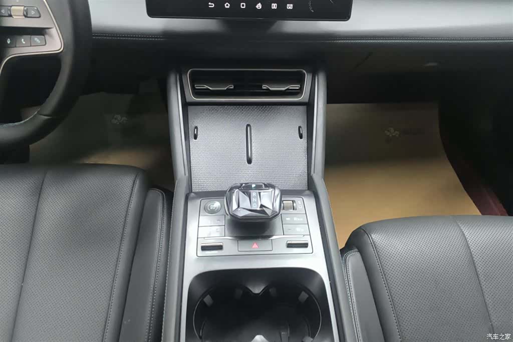 BYD Qin, 2025 16