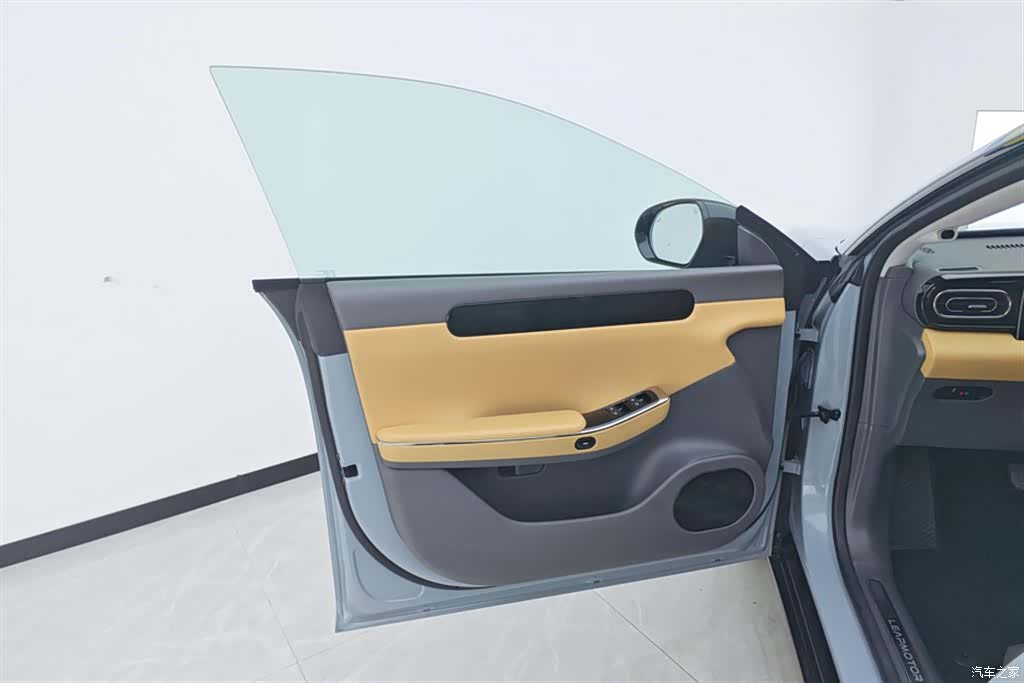 Leapmotor C01, 2024 7