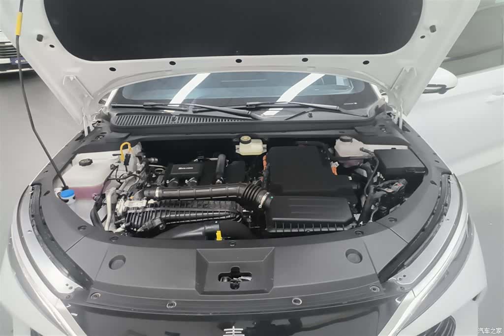 BYD Qin, 2025 10