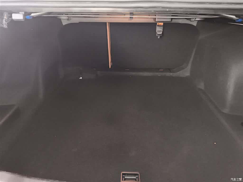Buick LaCrosse, 2019 19