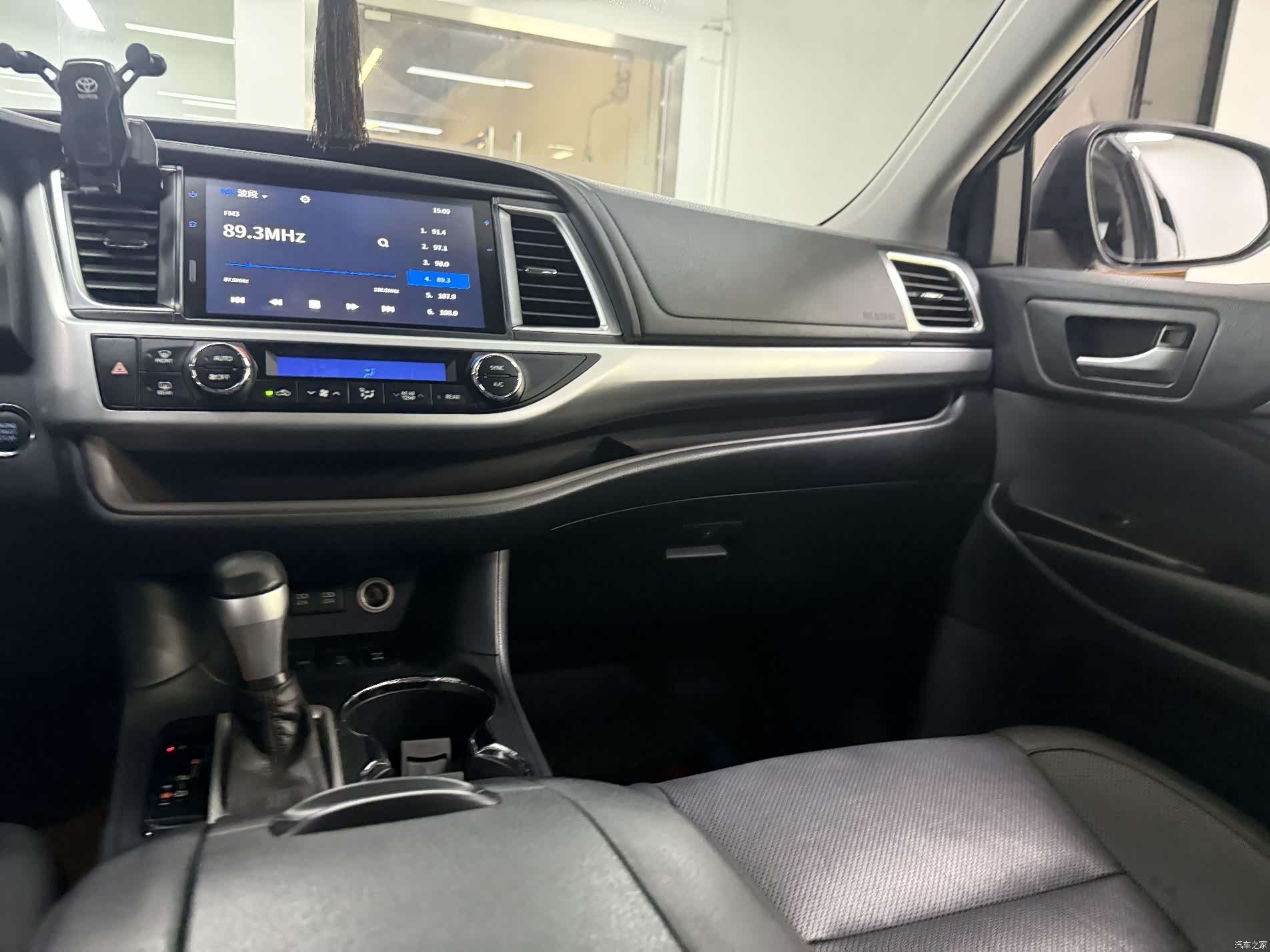 Toyota Highlander, 2019 18