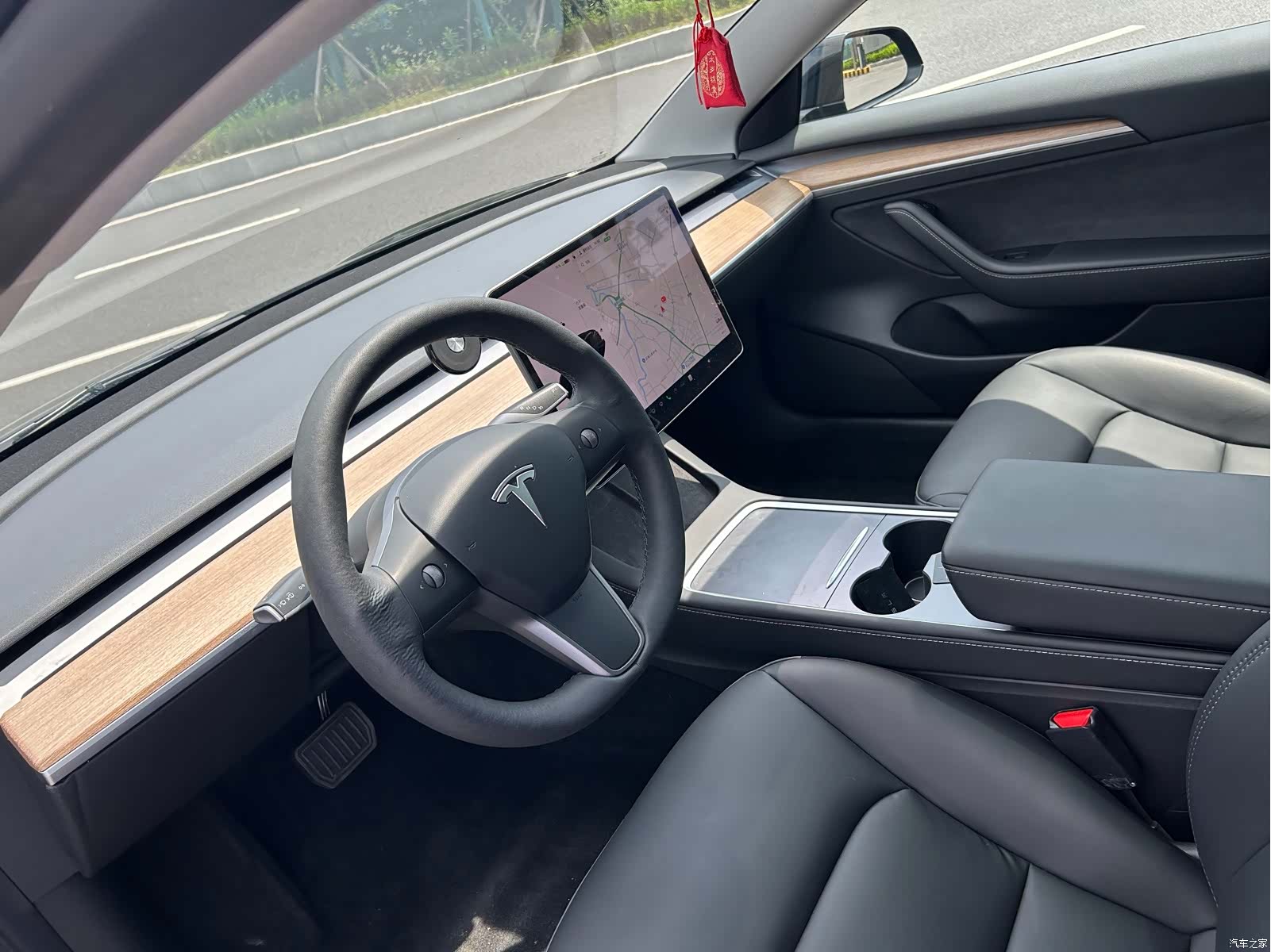 Tesla Model 3, 2022 3