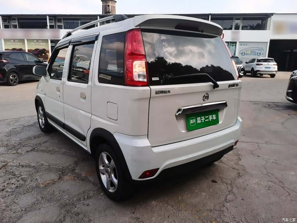 Suzuki X5, 2015 все фото