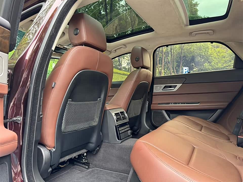 Jaguar XFL Jaguar XFL