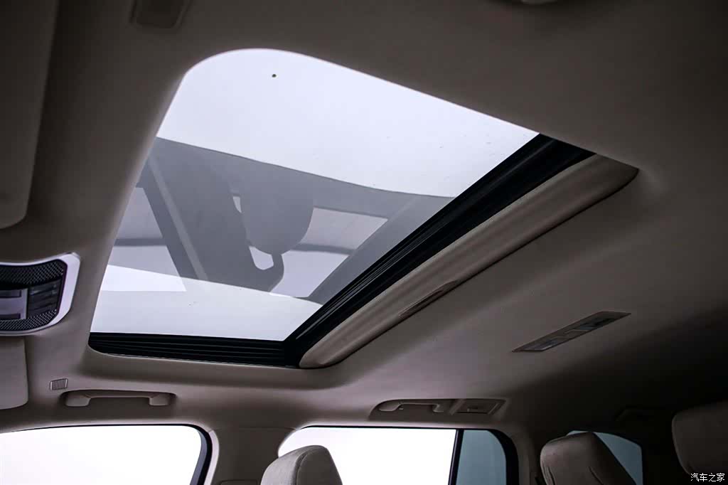 Toyota Land Cruiser, 2024 10