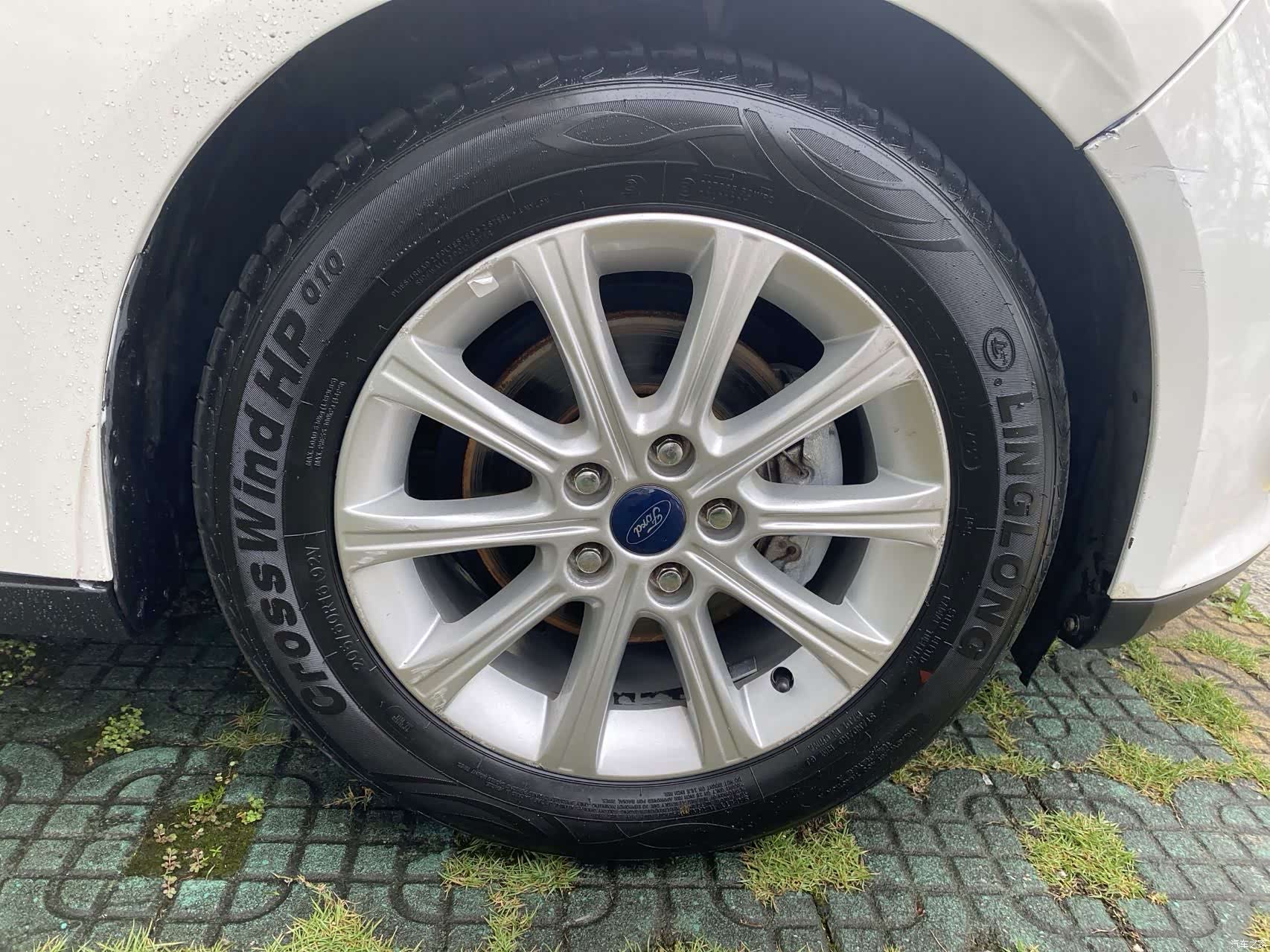 Ford Focus, 2014 12