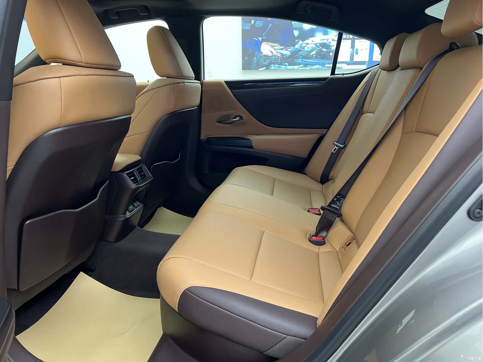 Lexus ES, 2021 8