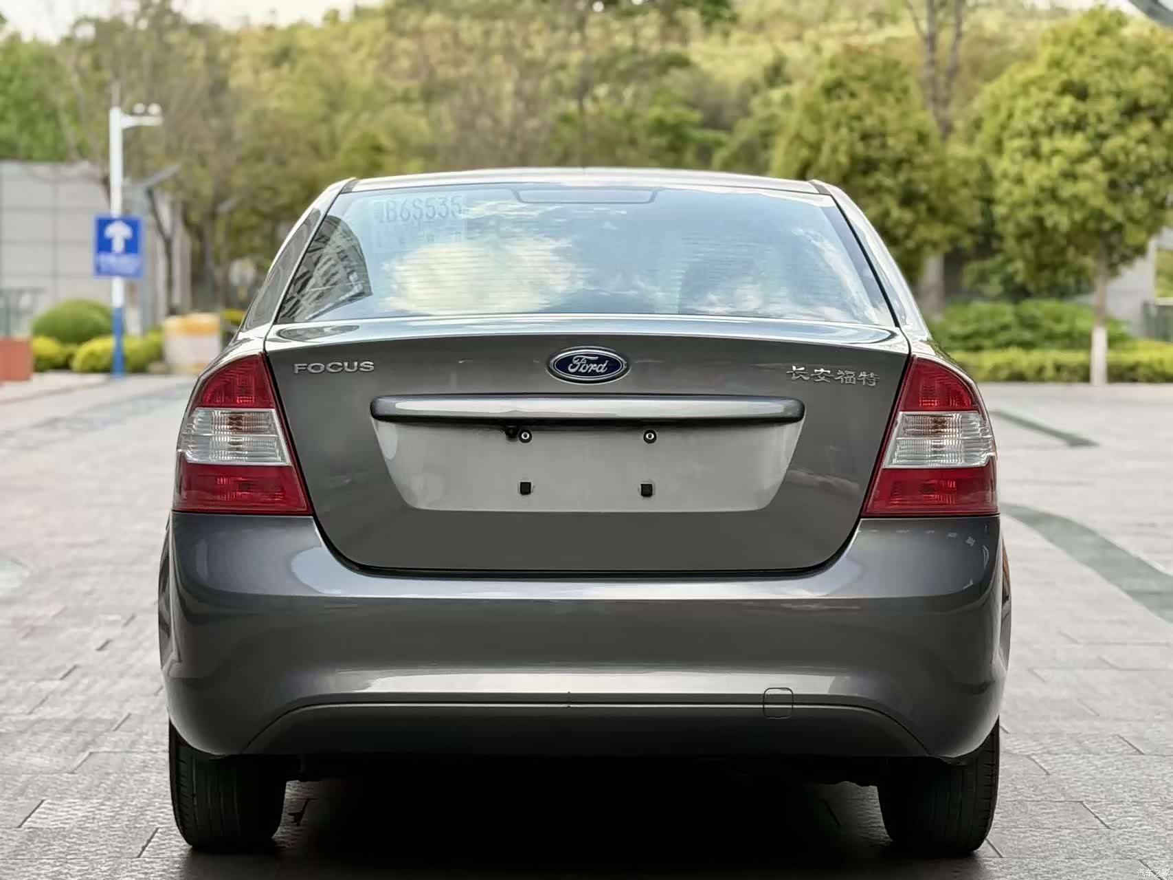 Ford Focus, 2014 8