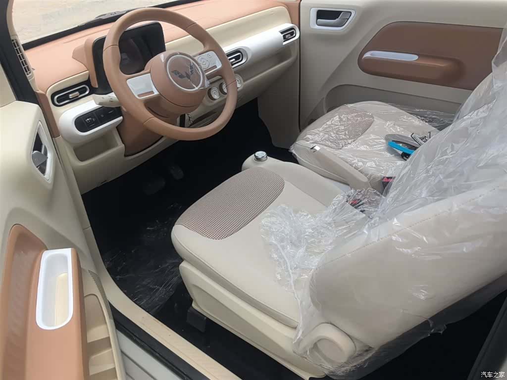 Wuling MINIEV, 2026 17
