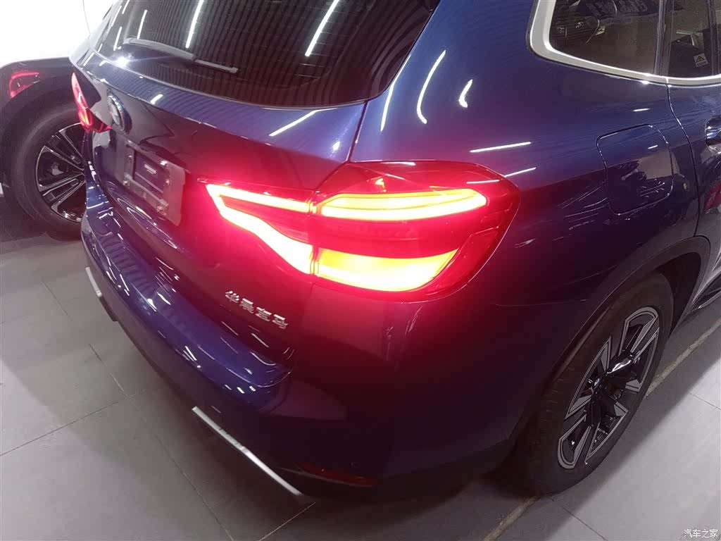 BMW iX3, 2021 24