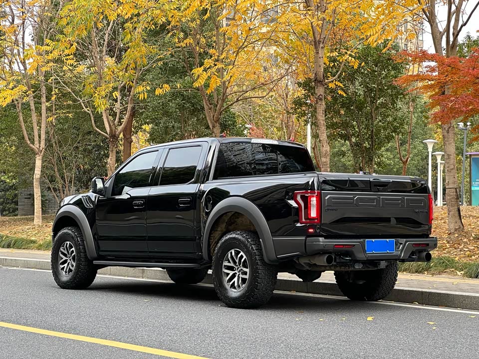 Ford F-150 Raptor