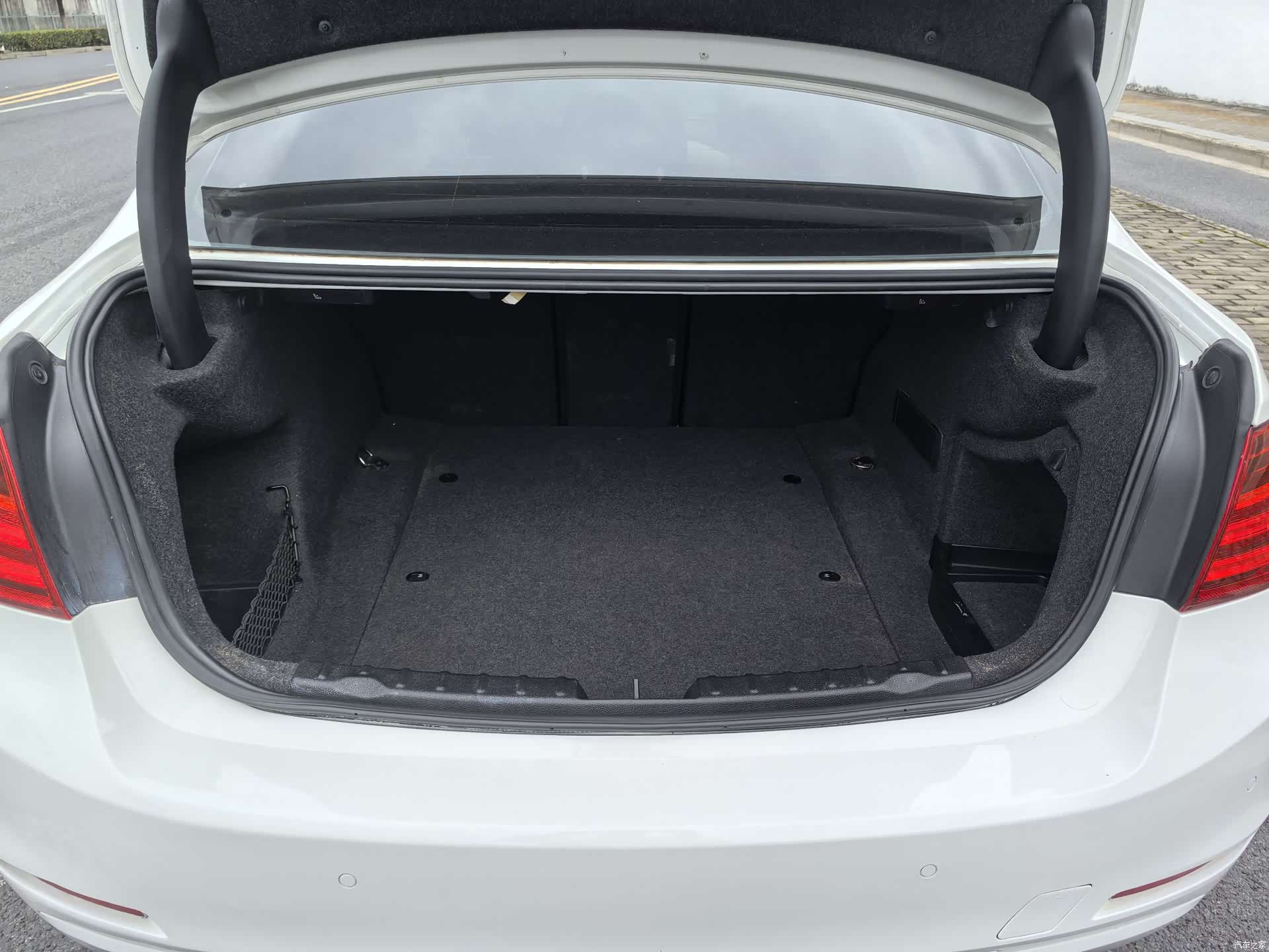 BMW 3 Series, 2017 9