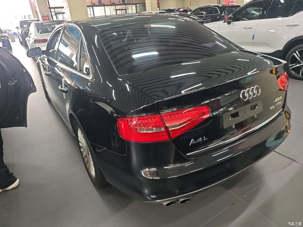 Audi A4L, 2016 все фото