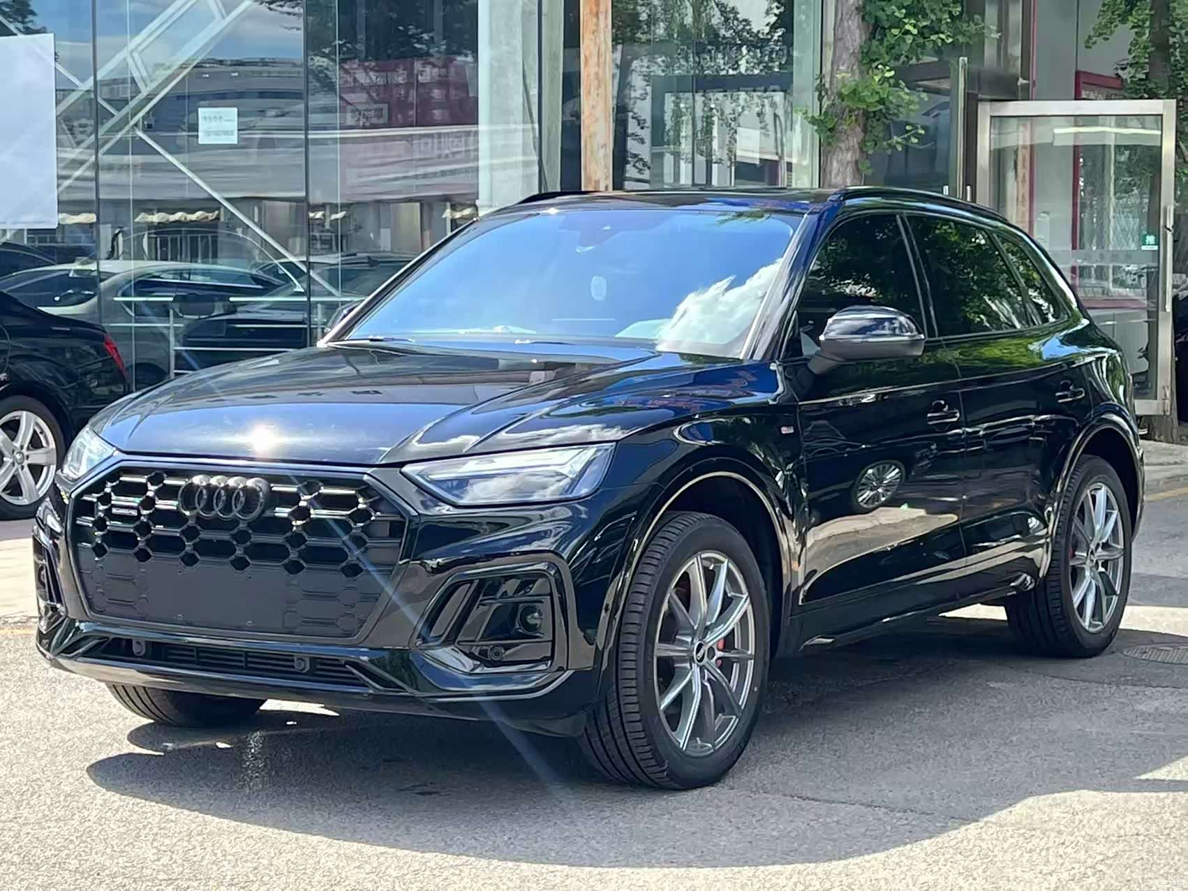 Audi Q5L, 2022 1