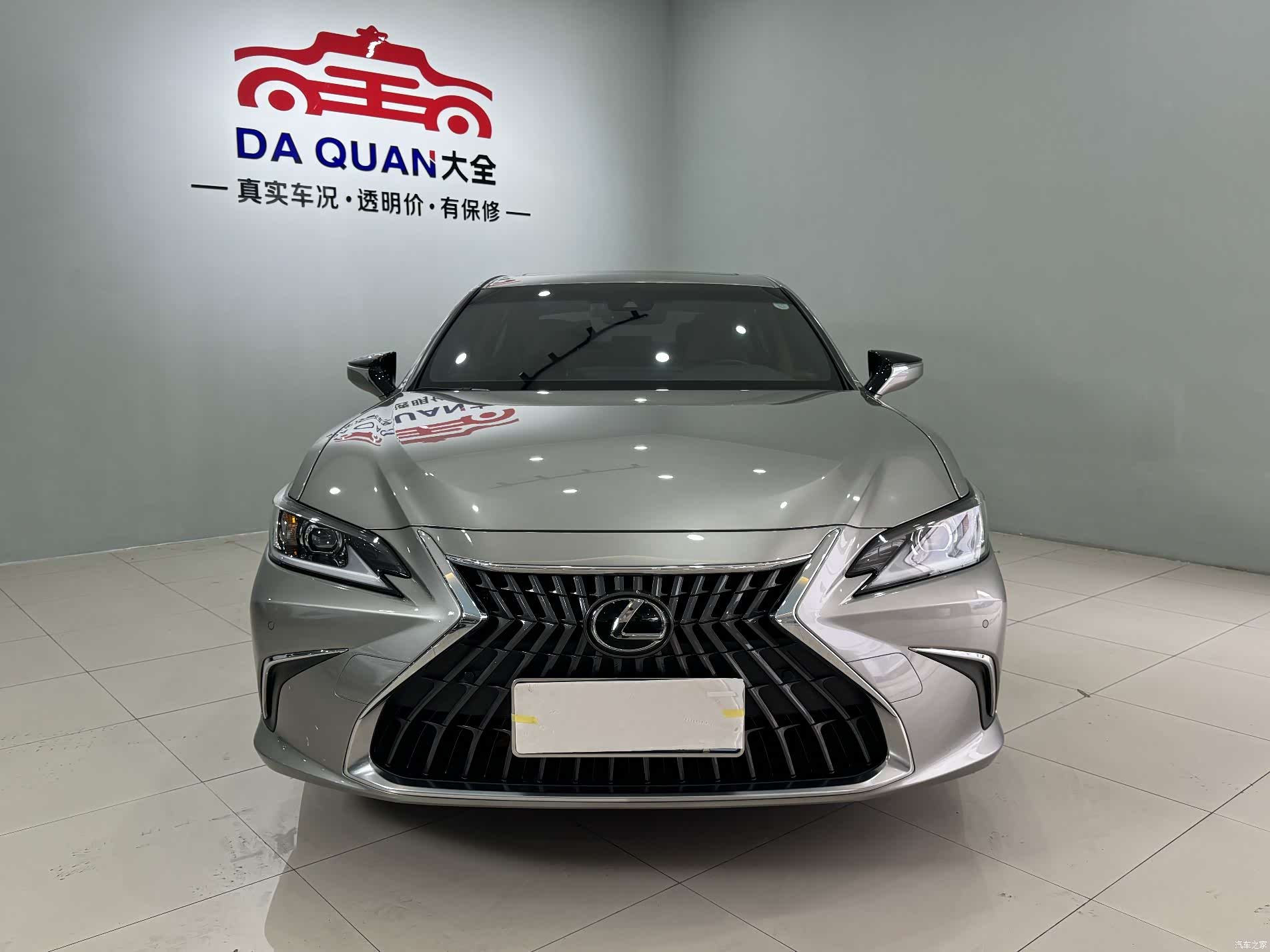 Lexus ES, 2024 2