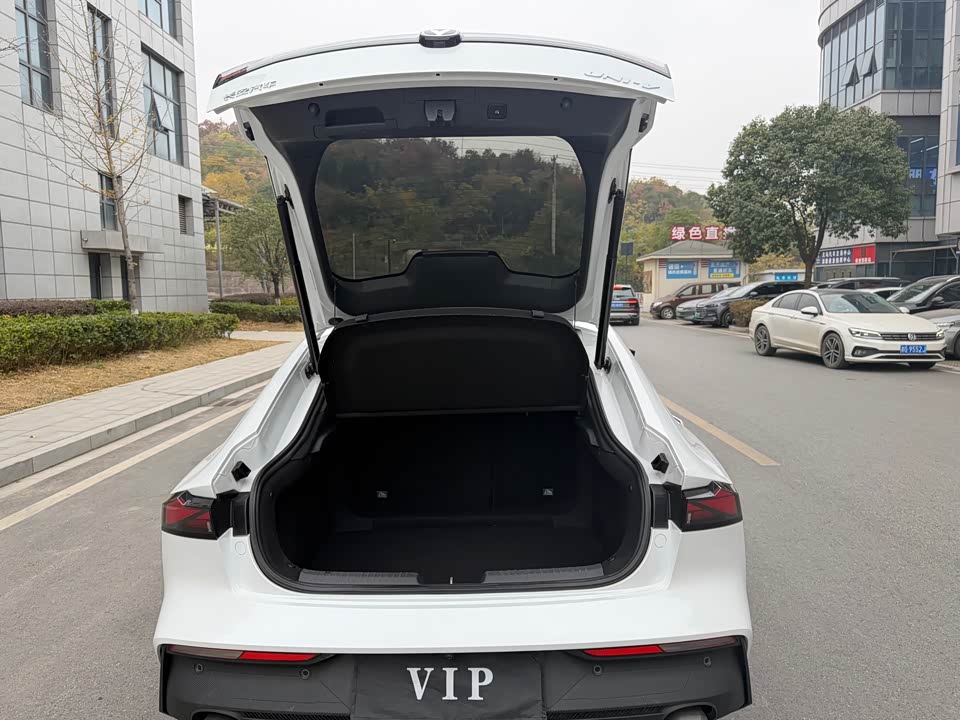 Changan UNI-V