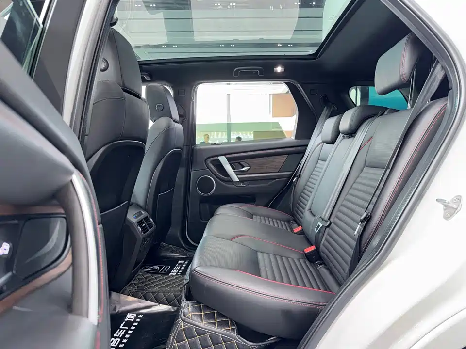 Land Rover Discover sports