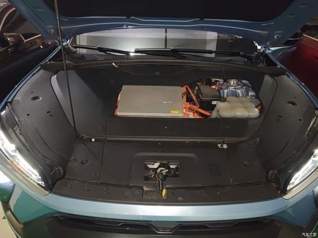 NIO ES6, 2020 11