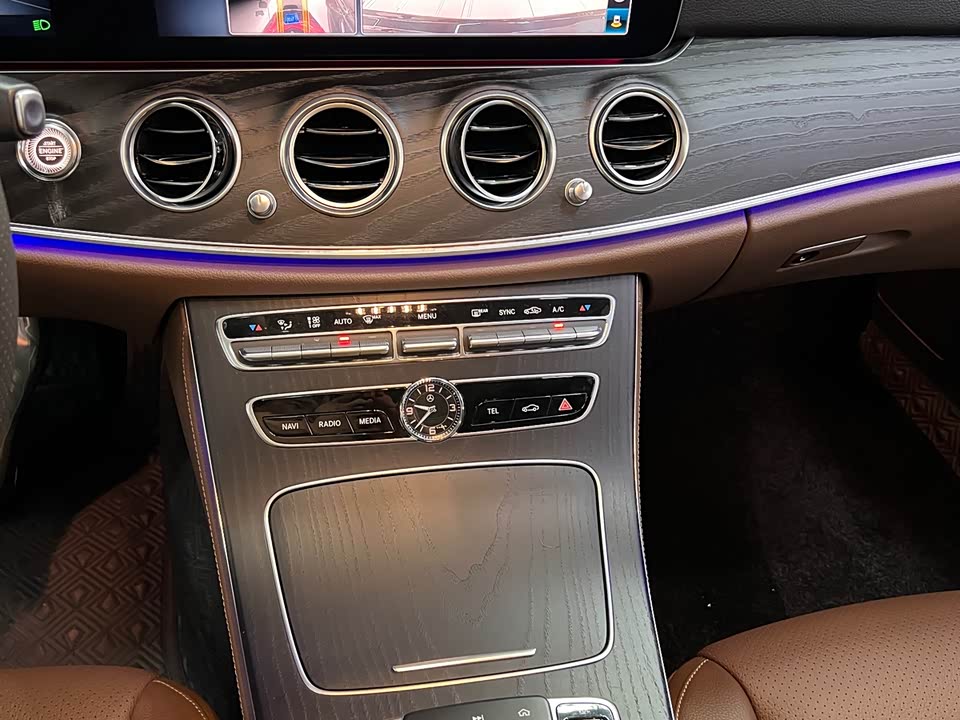 Mercedes-Benz E-class Mercedes-Benz E-class