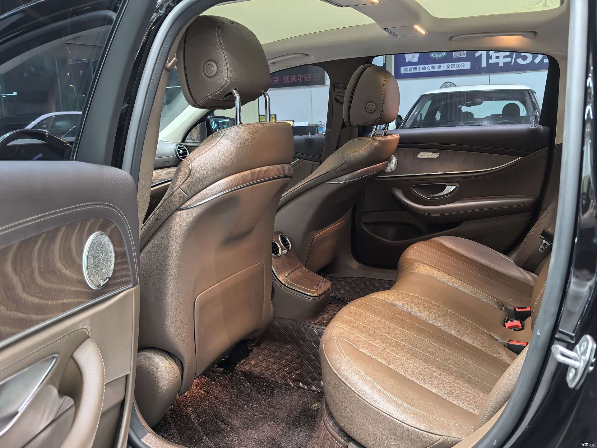 Mercedes-Benz E-Class, 2022 8