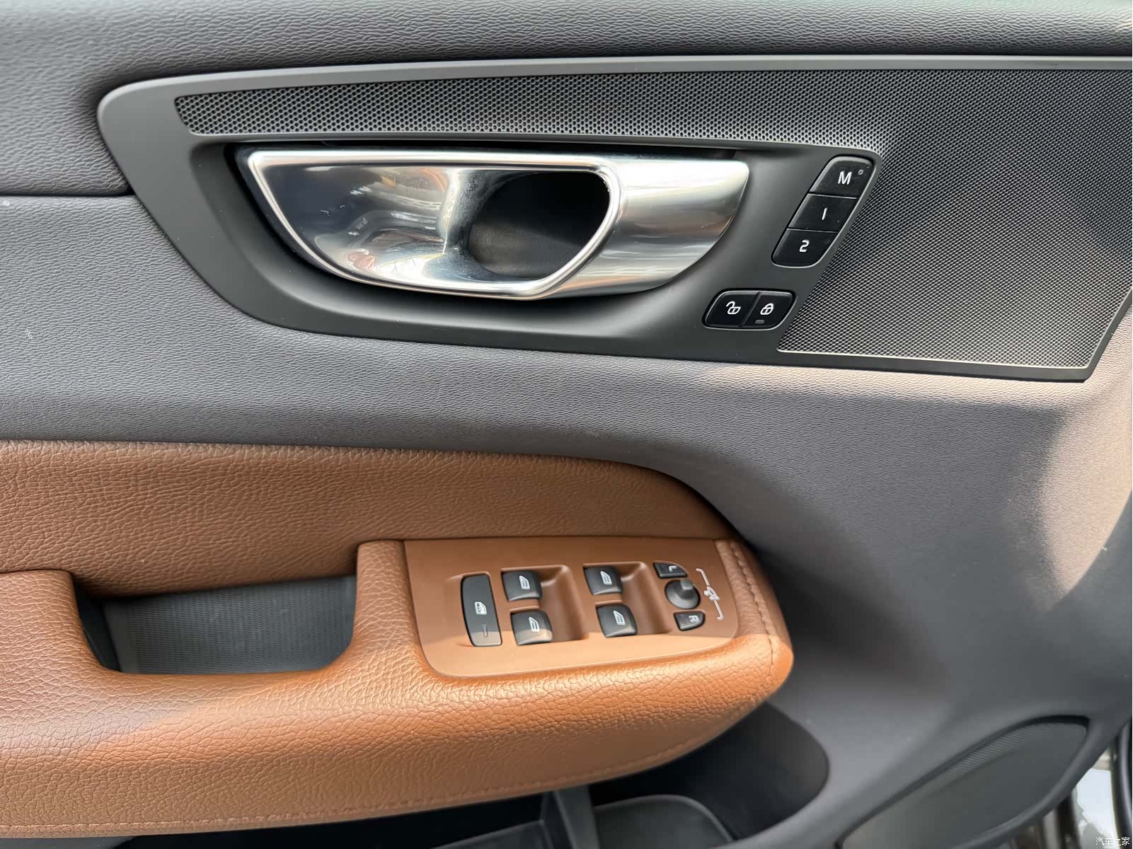 Volvo XC60, 2021 8
