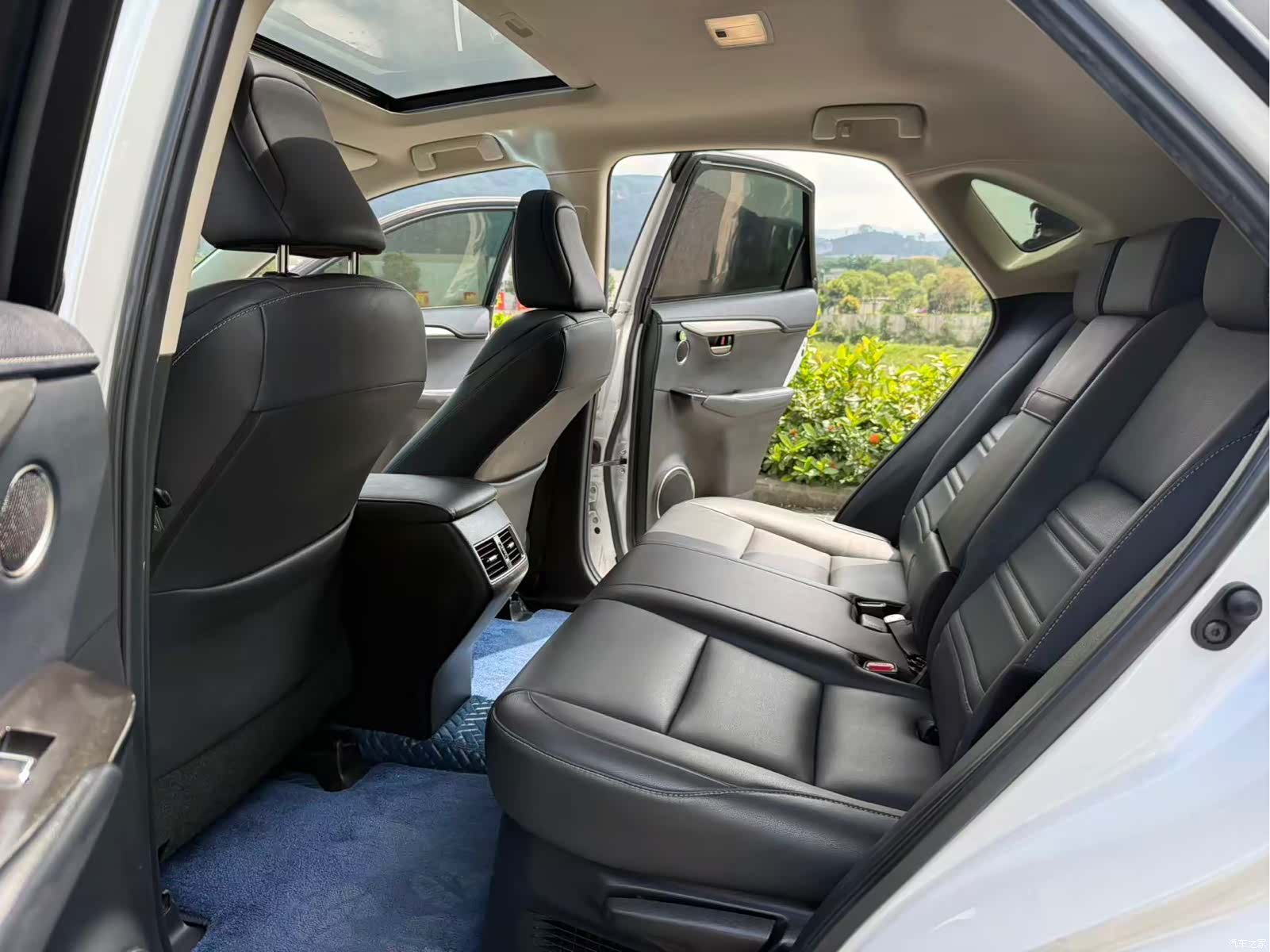 Lexus NX, 2020 9
