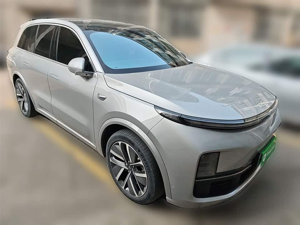 Li Auto Ideal L8
