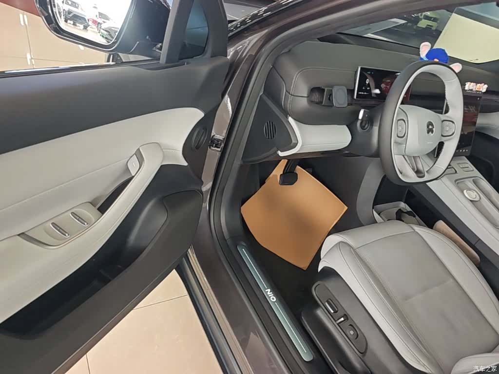 NIO ES6, 2024 16