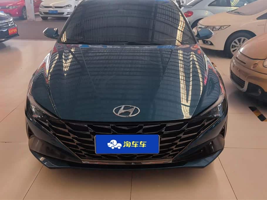 Hyundai Elantra