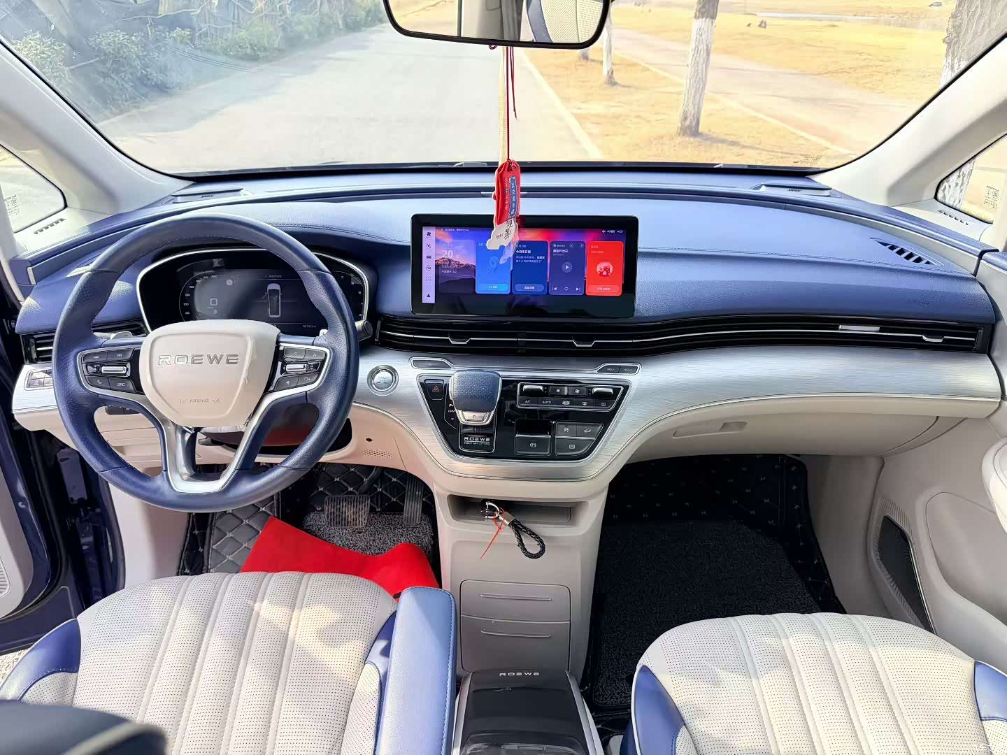Roewe iMAX8, 2021 6