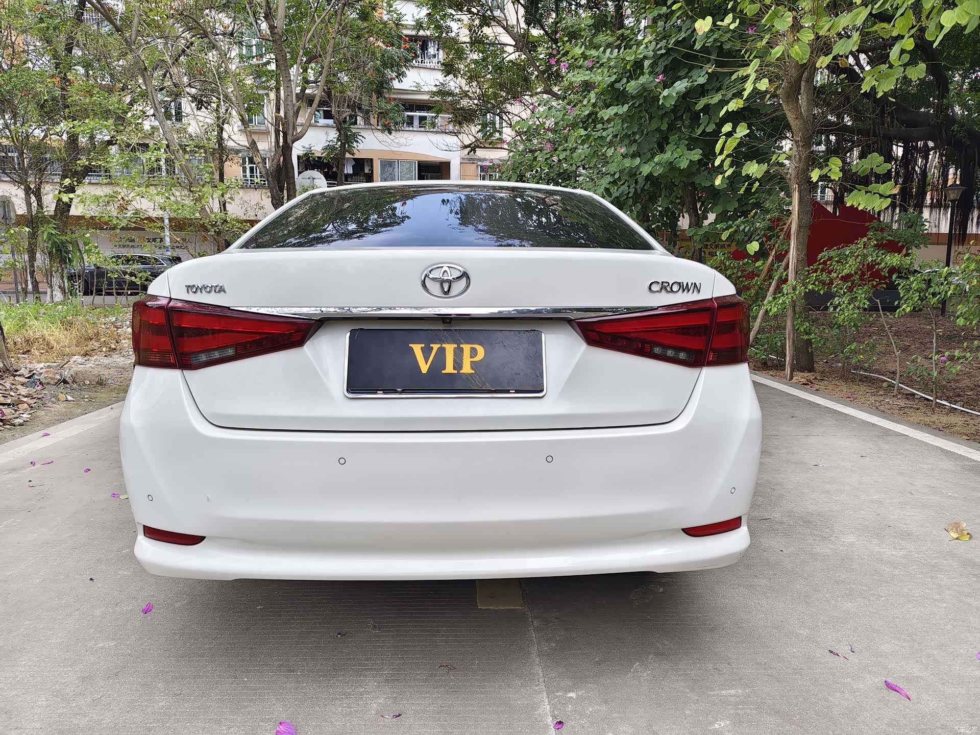 Toyota Crown, 2016 6