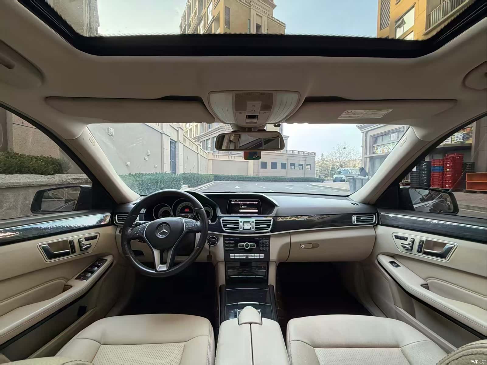 Mercedes-Benz E-Class, 2014 4