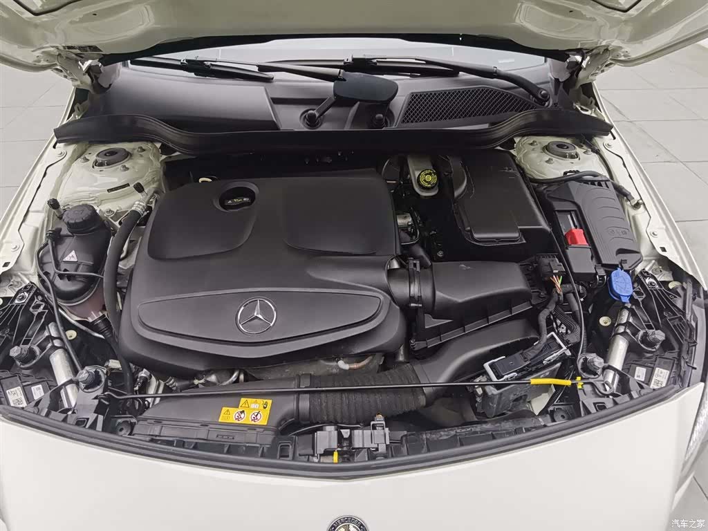 Mercedes-Benz A-Class, 2018 6
