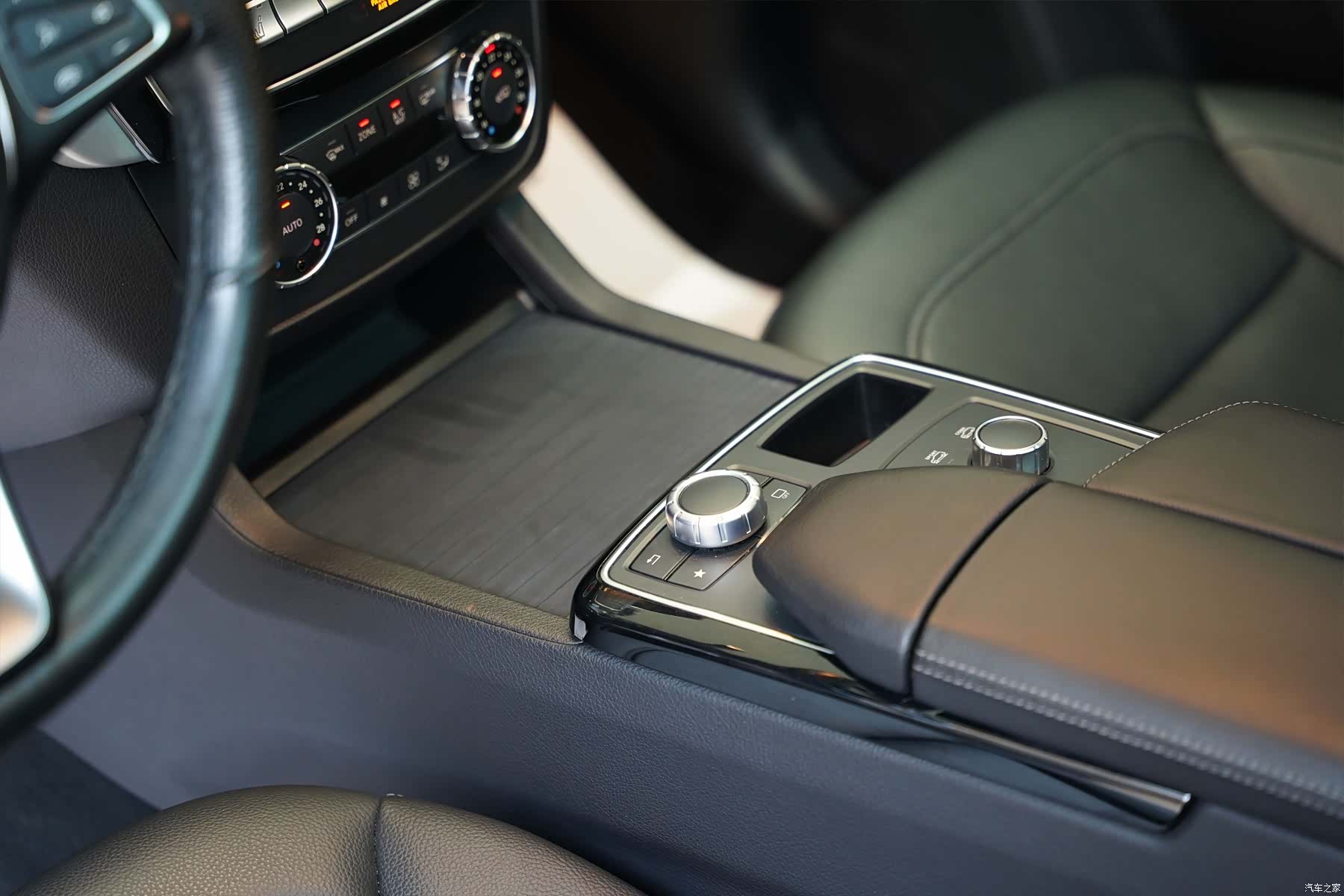 Mercedes-Benz GLE, 2018 15